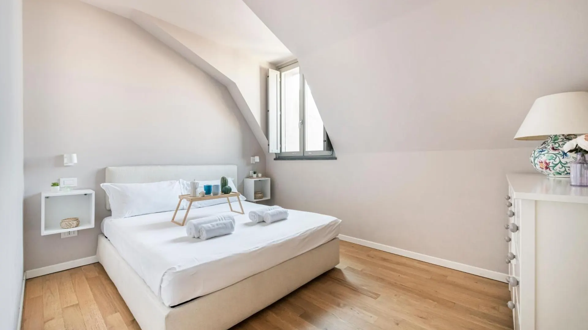 Beautiful Apartment In Chinatown And Sempione Milano 0*,  İtalya